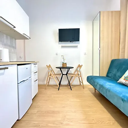 Przy Plazy Z Parkingiem Iv