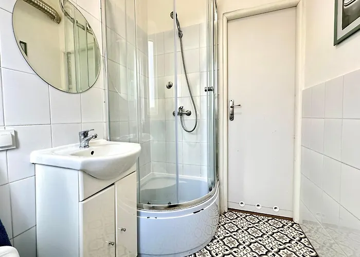 Przy Plazy Z Parkingiem Iv